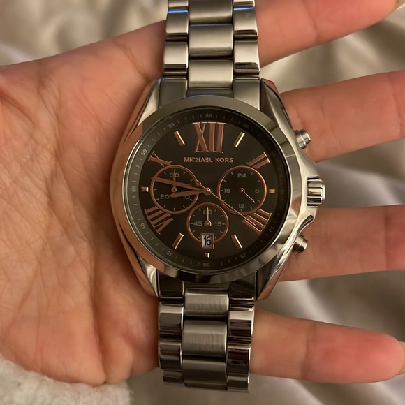 **SOLD ELSEWHERE** Michael Kors - Silver Unisex Watch w/ Dark Grey & Rose Gold - Picture 8 of 8